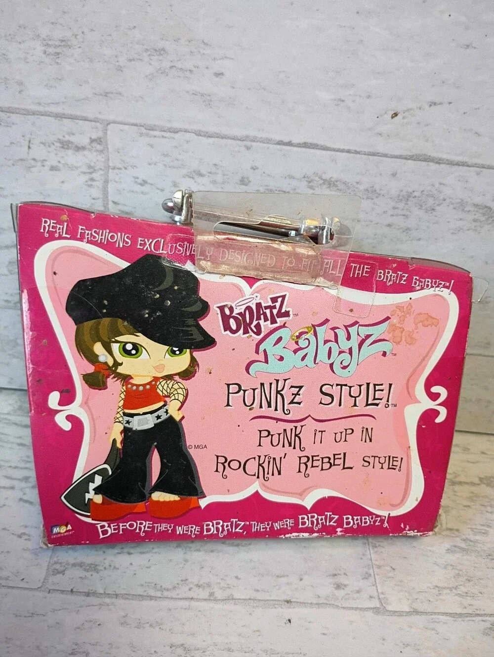 Bratz Babyz Fashion Pack - Rock Out / Punkz Style NEW SEALED READ